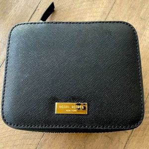 Henri Bender jewelry travel case